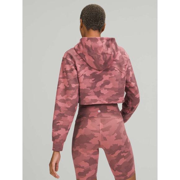 LULULEMON All Yours Cropped Hoodie in Heritage 365 Camo Brier Rose Multi Size 4 - Picture 2 of 4